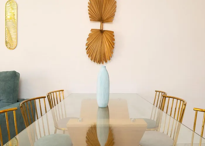 Coastal Comfort Apartment