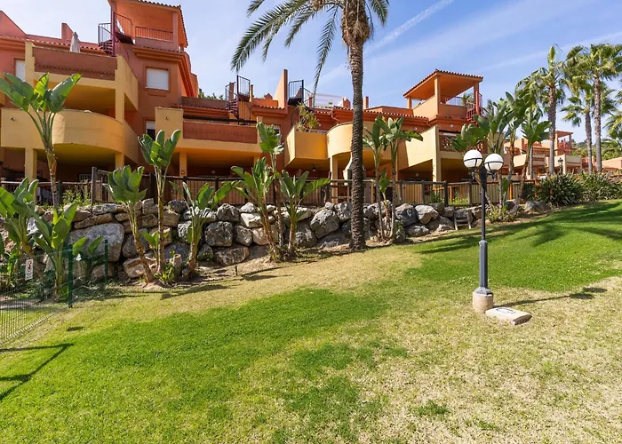 Coastal Comfort Apartment