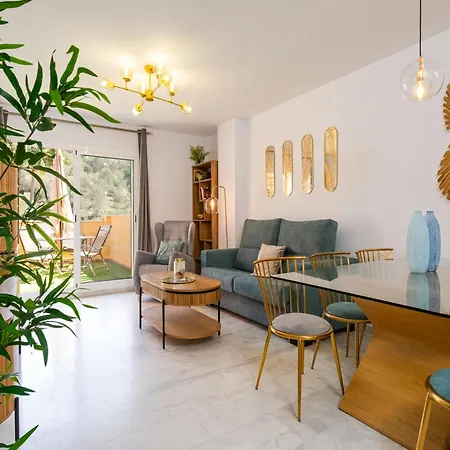 Apartment Plush Penthouse With Terrace Marbella